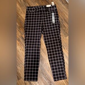 Old Navy Black and White Checkered Straight Leg Pants